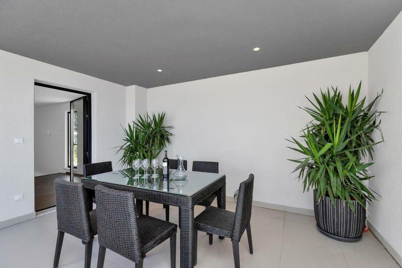 Holiday Home E Bast Εξωτερικό φωτογραφία