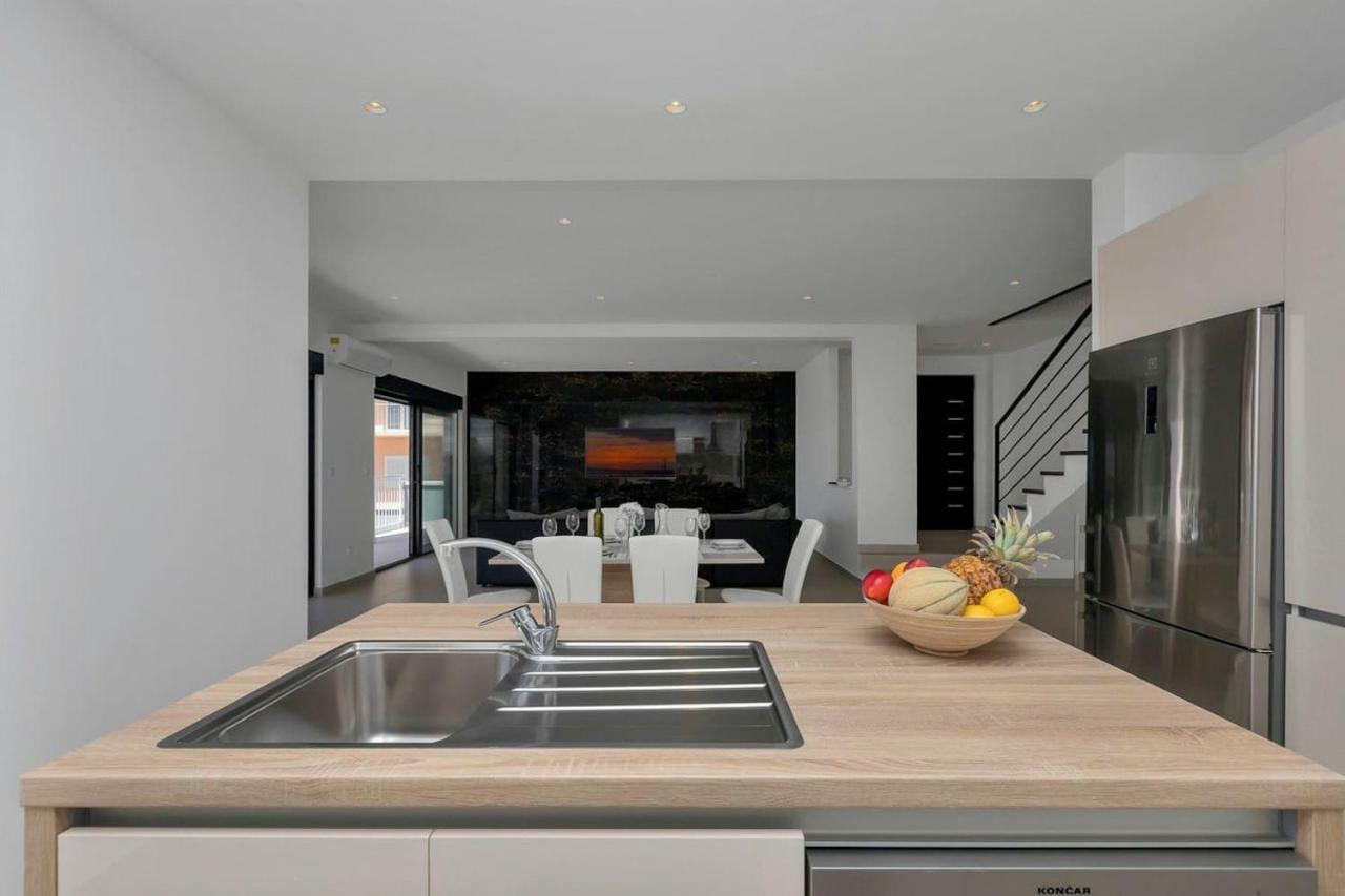 Holiday Home E Bast Εξωτερικό φωτογραφία